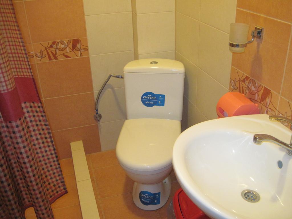 Guest House Stari Druzy Szlavszke Szoba fotó